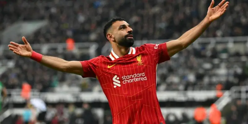 Salah bứt tốc tạo cơ hội ghi bàn