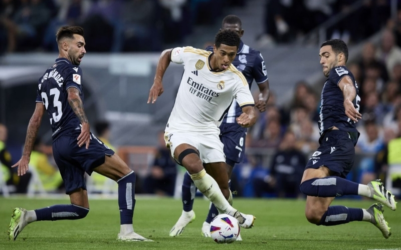 Real Madrid thắng sát nút Sociedad tại Bernabeu