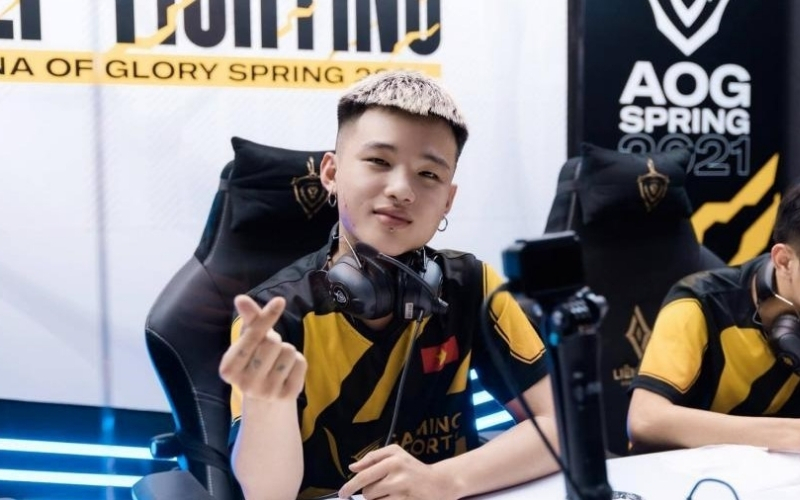 Tuyển thủ đường giữa Nam Á trình diễn chiến thuật mới tại Mumbai